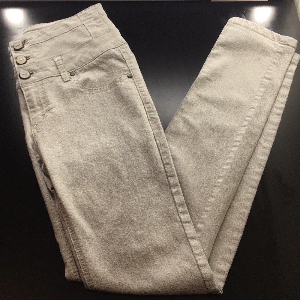Straight leg Wax Jean